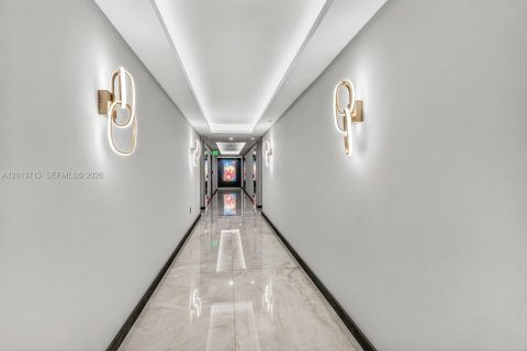 Condo in Sunny Isles Beach, Florida, 1 bedroom  № 2075944 - photo 28