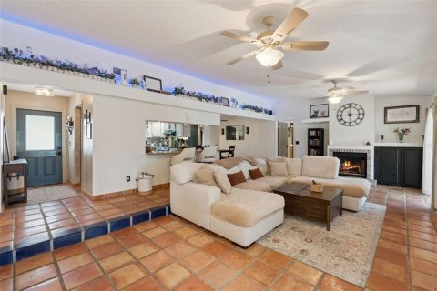 Villa ou maison à vendre à Winter Springs, Floride: 4 chambres, 210.7 m2 № 2391142 - photo 4