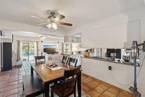 Villa ou maison à vendre à Winter Springs, Floride: 4 chambres, 210.7 m2 № 2391142 - photo 7