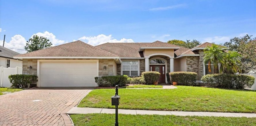 Villa ou maison à Orlando, Floride 4 chambres, 223.71 m2 № 2408321