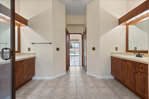 Villa ou maison à louer à Orlando, Floride: 4 chambres, 223.71 m2 № 2408321 - photo 26