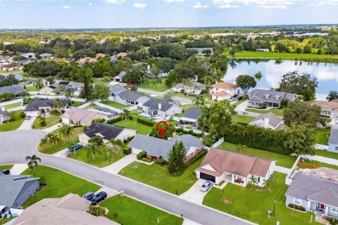House in Lakeland, Florida 3 bedrooms, 229.93 sq.m. № 1903020 - photo 2
