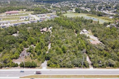Land in Deltona, Florida № 1810520 - photo 1