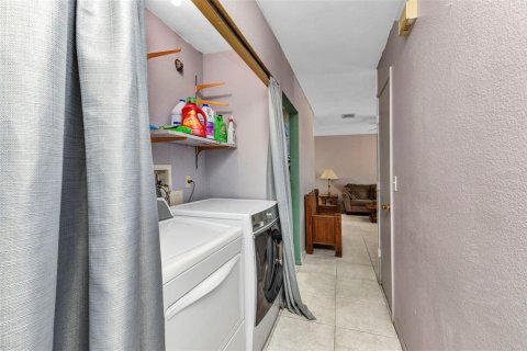 Casa en venta en North Port, Florida, 3 dormitorios, 185.06 m2 № 1642408 - foto 26