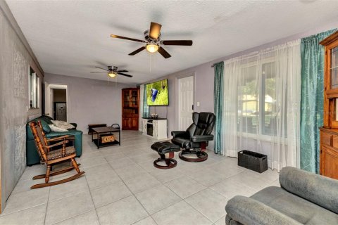 Casa en venta en North Port, Florida, 3 dormitorios, 185.06 m2 № 1642408 - foto 7