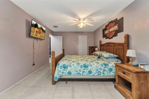 Casa en venta en North Port, Florida, 3 dormitorios, 185.06 m2 № 1642408 - foto 17