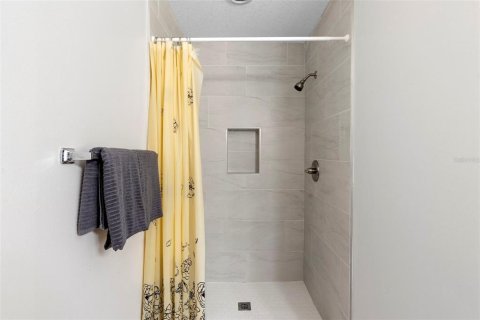 Condo in Port Orange, Florida, 2 bedrooms  № 1899537 - photo 18