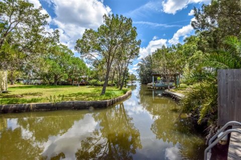 Casa en venta en Crystal River, Florida, 3 dormitorios, 136.38 m2 № 1420432 - foto 5