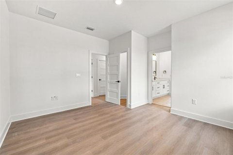 Adosado en venta en Tampa, Florida, 3 dormitorios, 195 m2 № 2134815 - foto 19