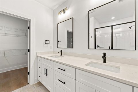 Adosado en venta en Tampa, Florida, 3 dormitorios, 195 m2 № 2134815 - foto 11