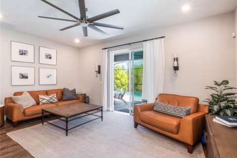 Villa ou maison à vendre à Longwood, Floride: 5 chambres, 294.78 m2 № 1584838 - photo 11