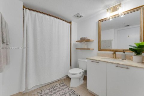 Купить кондоминиум в Майами, Флорида 2 спальни, 124.4м2, № 1924083 - фото 13