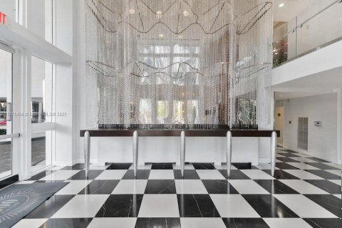 Купить кондоминиум в Майами, Флорида 2 спальни, 124.4м2, № 1924083 - фото 18