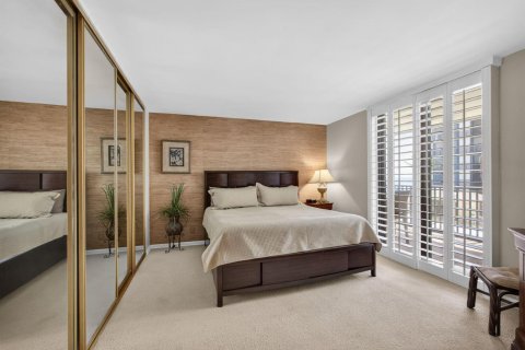 Condo in South Palm Beach, Florida, 2 bedrooms  № 2146588 - photo 18