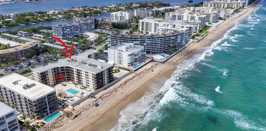Condo in South Palm Beach, Florida, 2 bedrooms  № 2146588