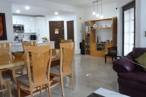 Condominio en venta en Longwood, Florida, 3 dormitorios, 147.34 m2 № 2013063 - foto 20