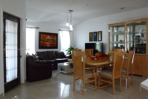 Condominio en venta en Longwood, Florida, 3 dormitorios, 147.34 m2 № 2013063 - foto 22