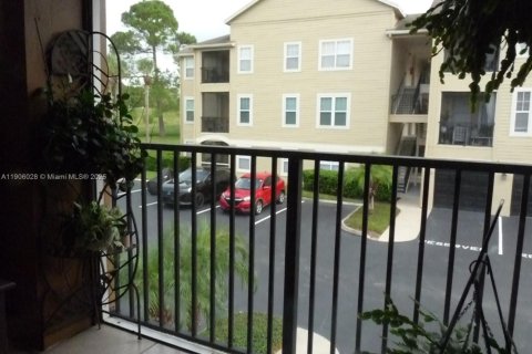 Condominio en venta en Longwood, Florida, 3 dormitorios, 147.34 m2 № 2013063 - foto 9