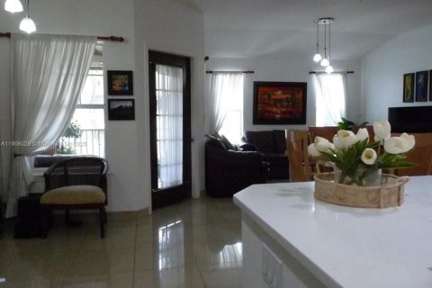 Condominio en venta en Longwood, Florida, 3 dormitorios, 147.34 m2 № 2013063 - foto 23