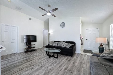 Casa en venta en Haines City, Florida, 3 dormitorios, 104.98 m2 № 1908627 - foto 9