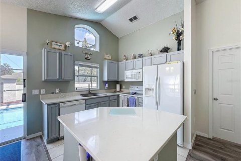 Casa en venta en Haines City, Florida, 3 dormitorios, 104.98 m2 № 1908627 - foto 12