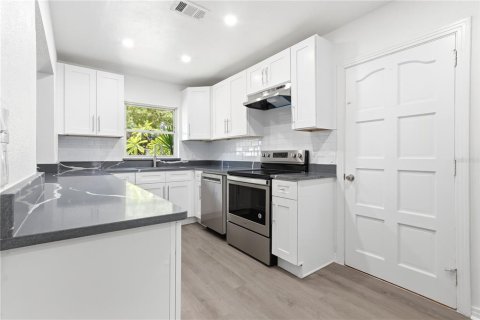 Villa ou maison à vendre à Clearwater, Floride: 3 chambres, 133.22 m2 № 2230515 - photo 13
