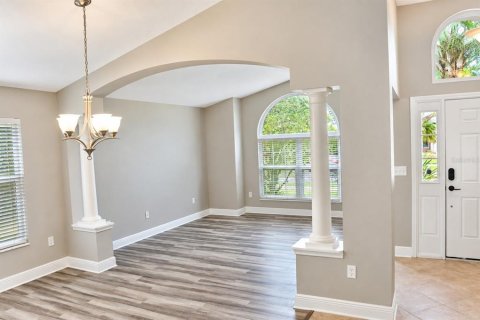 Villa ou maison à vendre à Seffner, Floride: 4 chambres, 203.08 m2 № 2411564 - photo 4