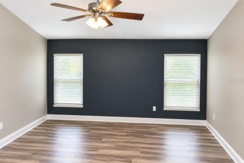 Villa ou maison à vendre à Seffner, Floride: 4 chambres, 203.08 m2 № 2411564 - photo 11