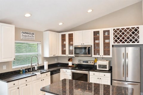 Villa ou maison à vendre à Seffner, Floride: 4 chambres, 203.08 m2 № 2411564 - photo 6