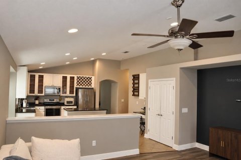 Villa ou maison à vendre à Seffner, Floride: 4 chambres, 203.08 m2 № 2411564 - photo 9