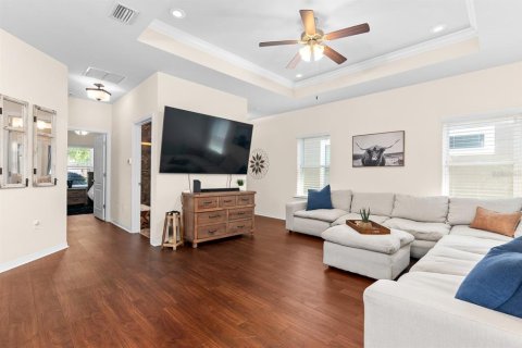 Villa ou maison à louer à Gainesville, Floride: 3 chambres, 151.99 m2 № 2102337 - photo 8