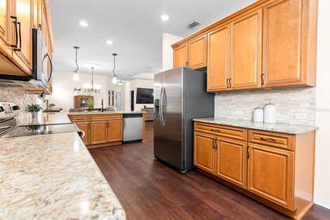 Villa ou maison à louer à Gainesville, Floride: 3 chambres, 151.99 m2 № 2102337 - photo 13