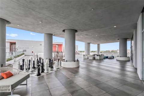 Condo in Sunrise, Florida, 2 bedrooms  № 1856983 - photo 28