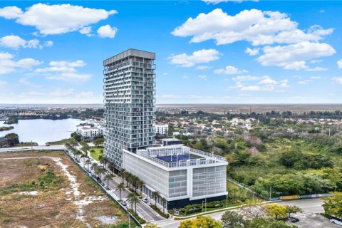 Condo in Sunrise, Florida, 2 bedrooms  № 1856983 - photo 3