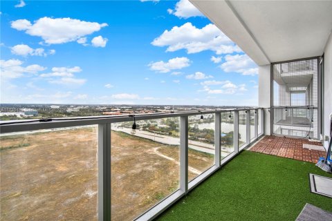 Condo in Sunrise, Florida, 2 bedrooms  № 1856983 - photo 24