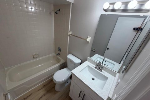 Copropriété à louer à Orlando, Floride: 2 chambres, 93.46 m2 № 2237185 - photo 10