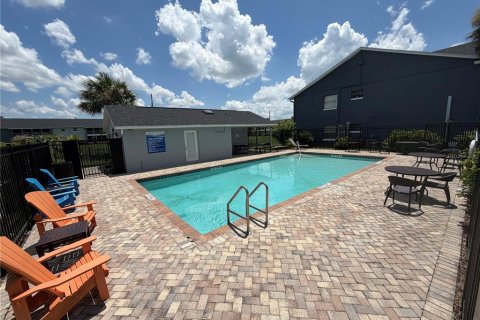 Copropriété à louer à Orlando, Floride: 2 chambres, 93.46 m2 № 2237185 - photo 16