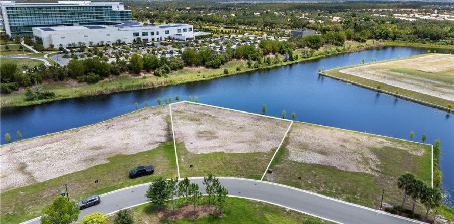 Terreno en Orlando, Florida № 2101751