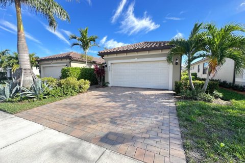 Villa ou maison à louer à Vero Beach, Floride: 2 chambres, 146.51 m2 № 1971706 - photo 16