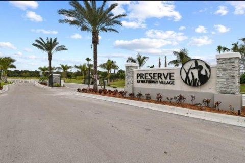 Villa ou maison à louer à Vero Beach, Floride: 2 chambres, 146.51 m2 № 1971706 - photo 1