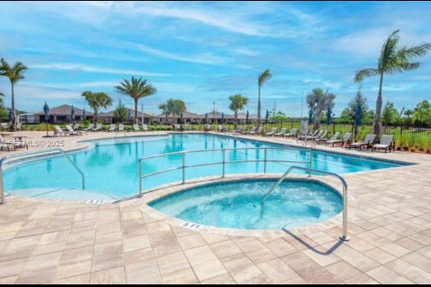 Villa ou maison à louer à Vero Beach, Floride: 2 chambres, 146.51 m2 № 1971706 - photo 19