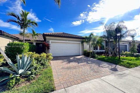 Villa ou maison à louer à Vero Beach, Floride: 2 chambres, 146.51 m2 № 1971706 - photo 15
