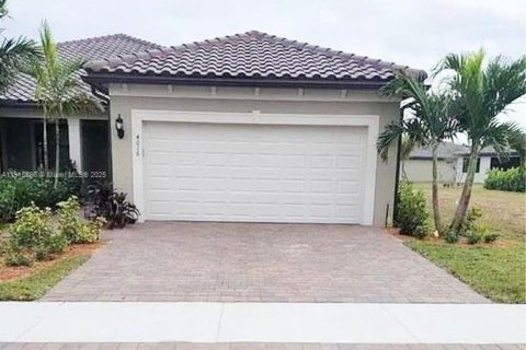 Villa ou maison à louer à Vero Beach, Floride: 2 chambres, 146.51 m2 № 1971706 - photo 2