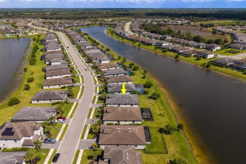 Villa ou maison à vendre à Fort Myers, Floride: 4 chambres, 188.78 m2 № 2308822 - photo 2