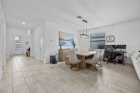 Villa ou maison à vendre à Fort Myers, Floride: 4 chambres, 188.78 m2 № 2308822 - photo 11