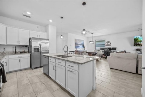 Villa ou maison à vendre à Fort Myers, Floride: 4 chambres, 188.78 m2 № 2308822 - photo 16