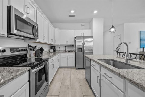 Villa ou maison à vendre à Fort Myers, Floride: 4 chambres, 188.78 m2 № 2308822 - photo 17