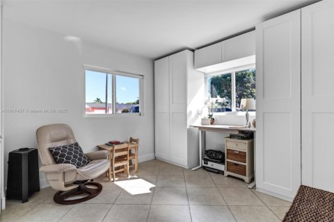 Купить виллу или дом в Майами, Флорида 3 спальни, 126.35м2, № 1972502 - фото 20