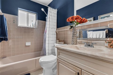 Купить виллу или дом в Майами, Флорида 3 спальни, 126.35м2, № 1972502 - фото 19