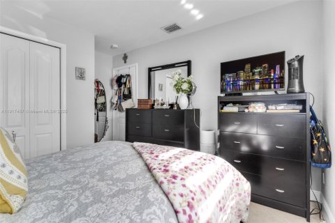 Купить виллу или дом в Майами, Флорида 3 спальни, 126.35м2, № 1972502 - фото 18